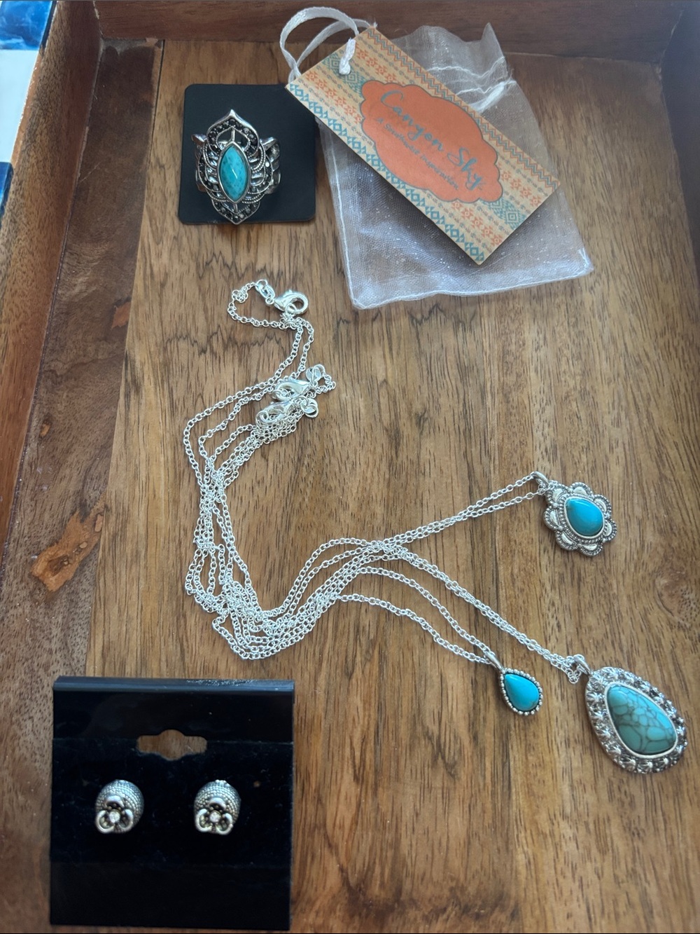 Fashion Jewelry Bundle (6 pieces) - Women's Silver-Tone Jewelry